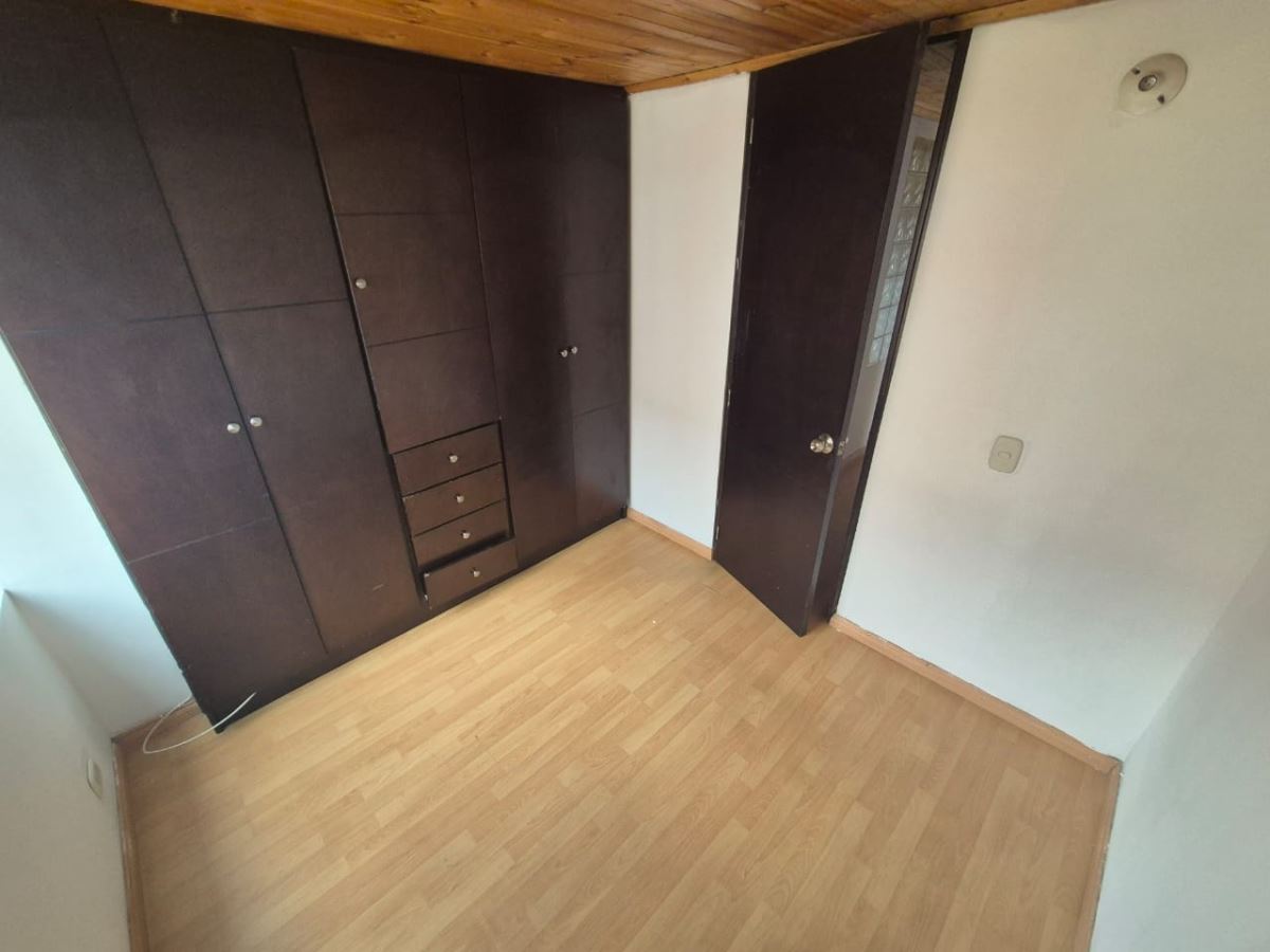 Casa en Arriendo - Bogota, CASTILLA 1370
