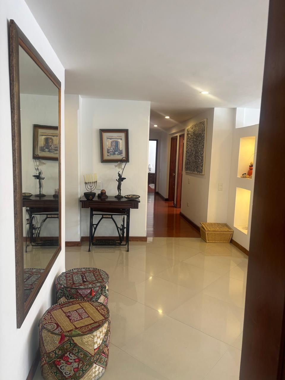 Apartamento en Arriendo - Bogota, SANTA BÁRBARA CENTRAL 5484