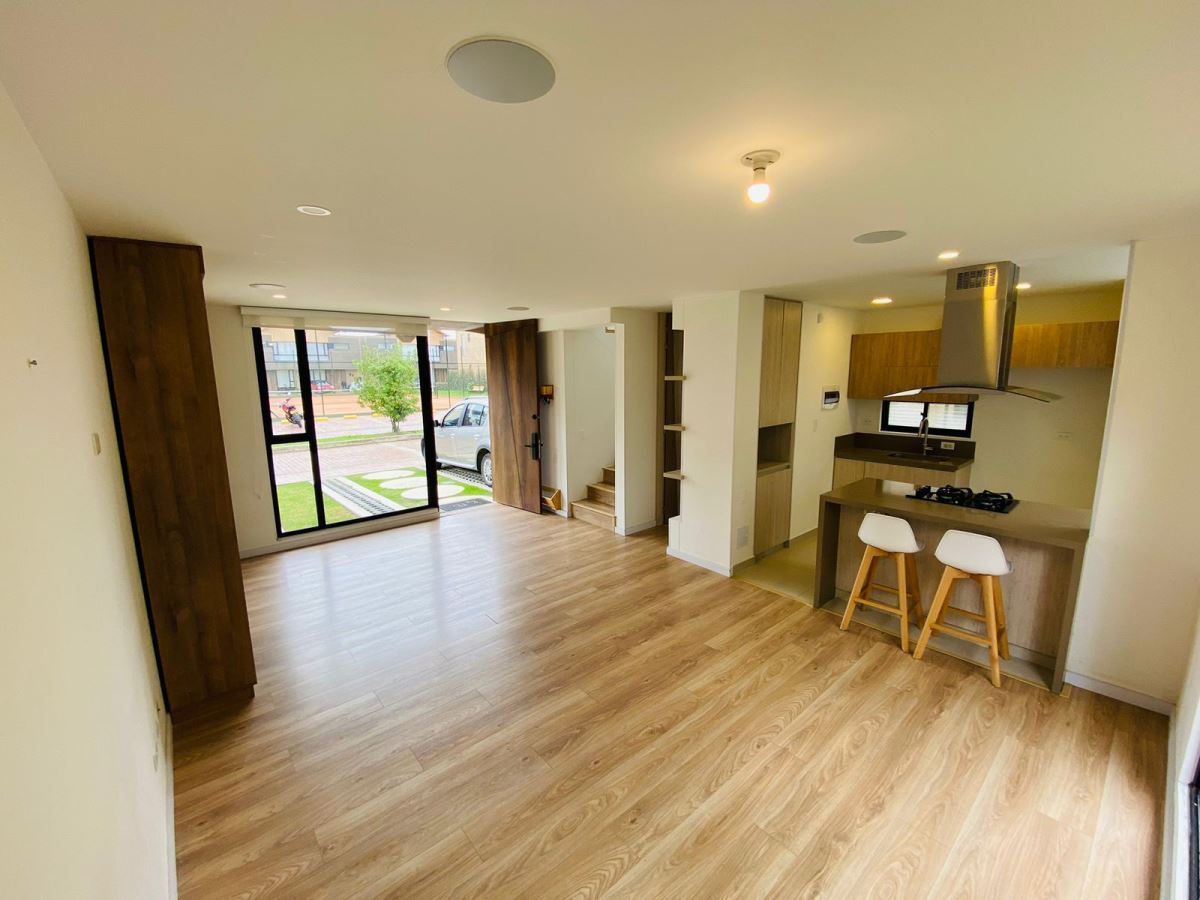 Casa en Venta - Cajica, Centro 3393