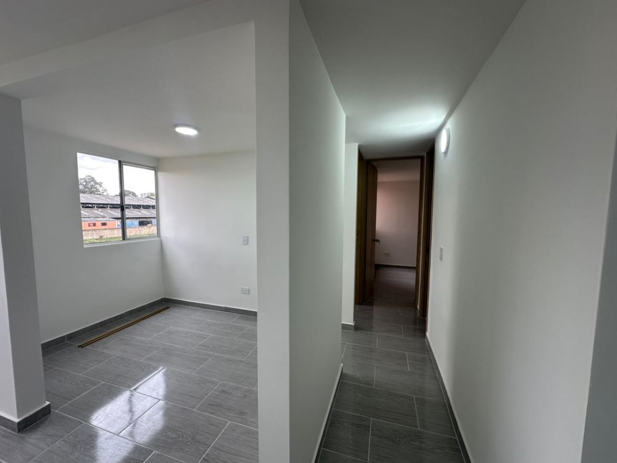 Apartamento en Arriendo - Bogota, LAS BRISAS 4686