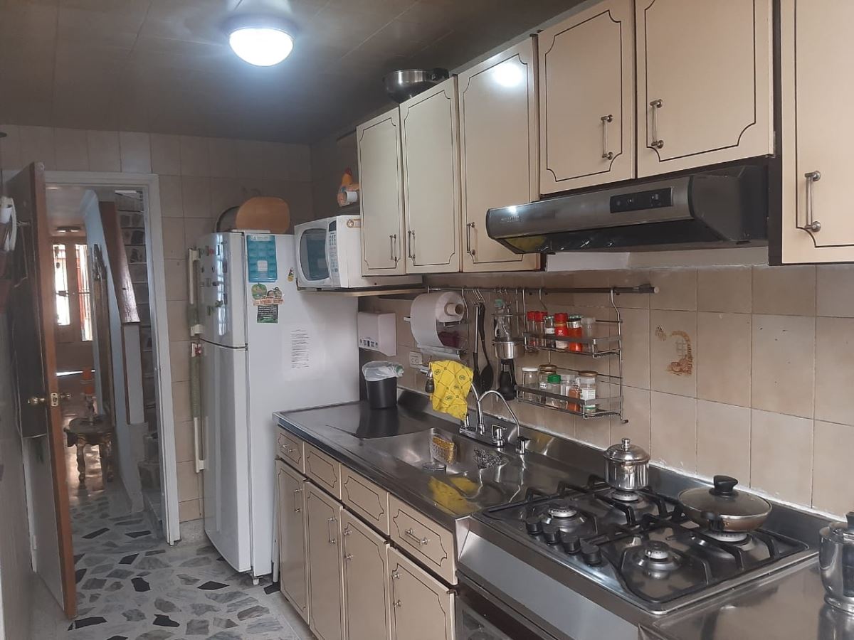 Casa en Venta - Bogota, NORMANDÍA 4901
