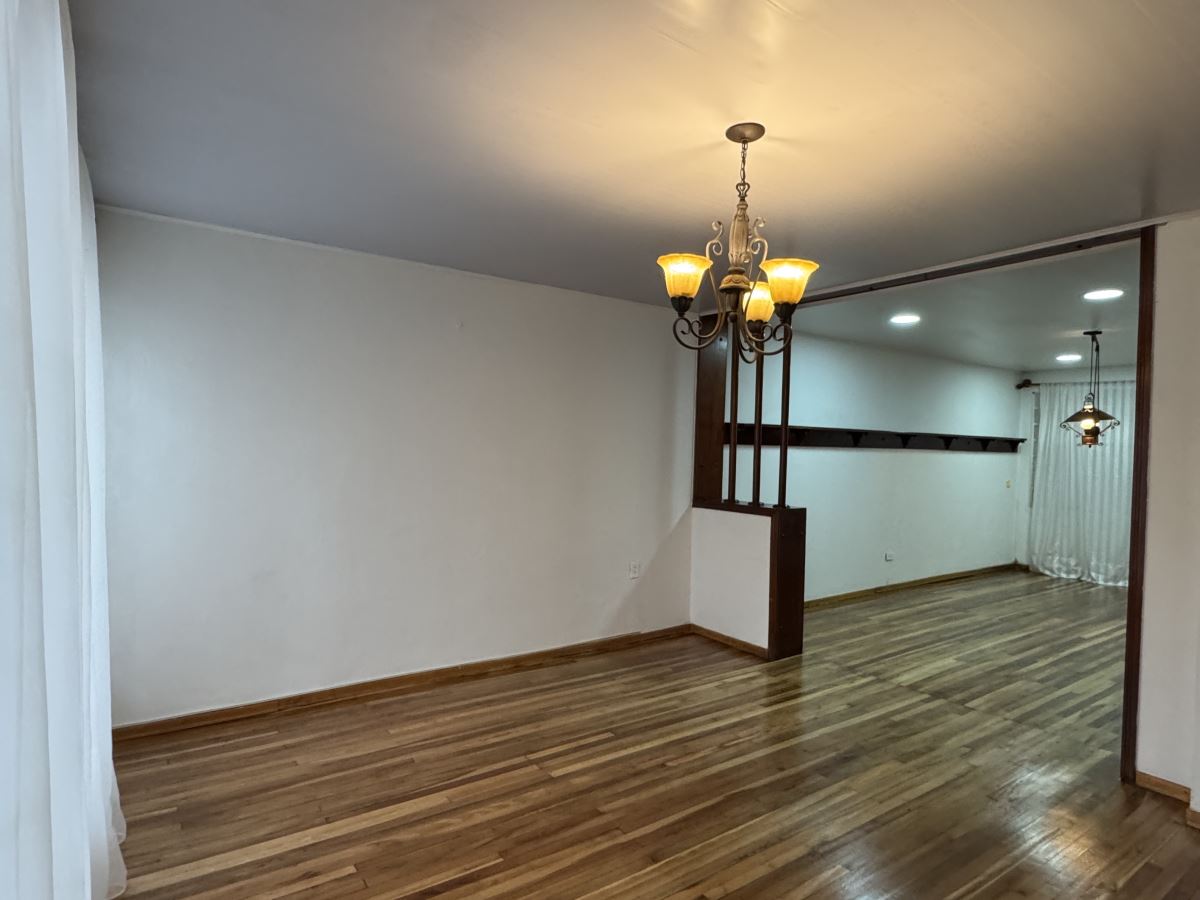 Casa en Arriendo - Bogota, SAN LUIS 1977