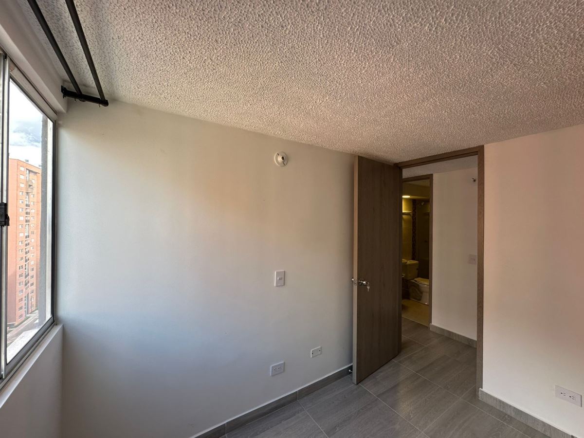 Apartamento en Arriendo - Bogota, LAS BRISAS 4961