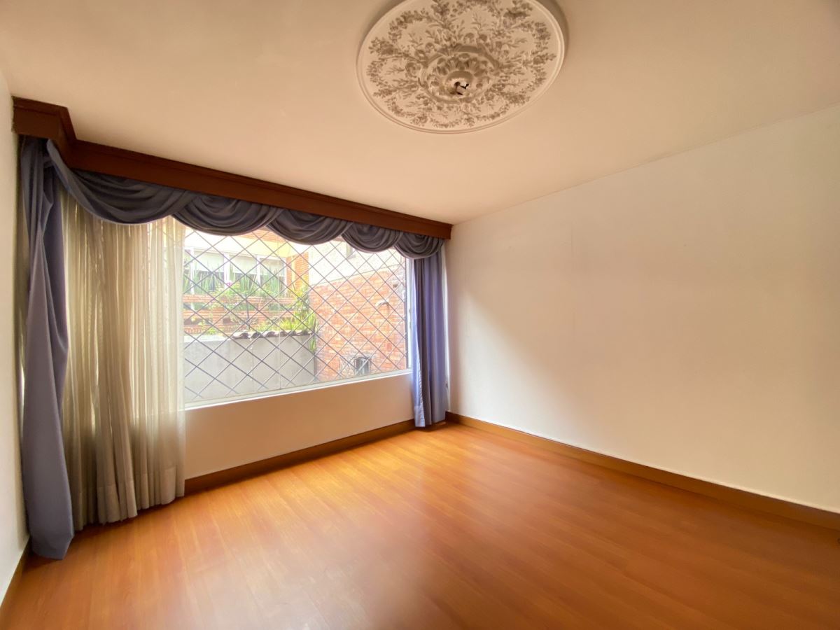 Apartamento en Arriendo - Bogota, LOS ROSALES 5617