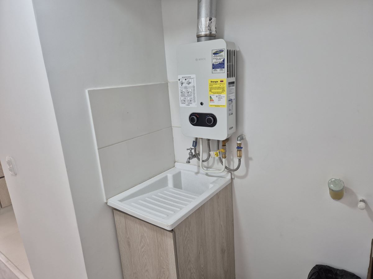 Apartamento en Arriendo - Bogota, EL REDIL 4677