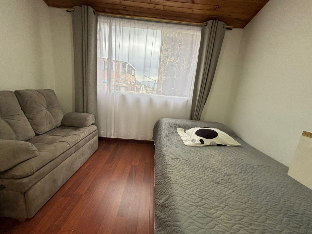 Casa en Venta - Bogota, SAN ANTONIO 5922