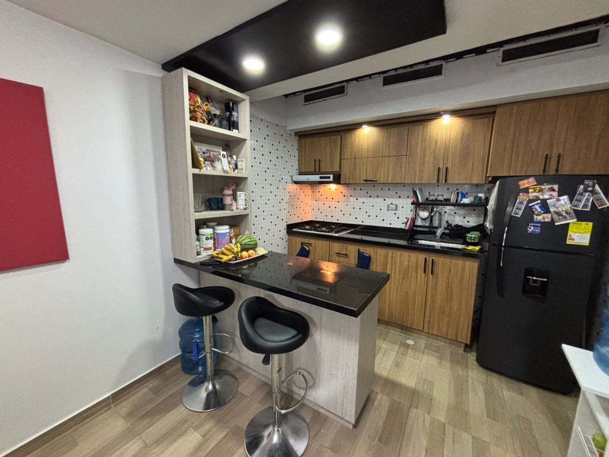 Casa en Venta - Bogota, LOMBARDIA 5176