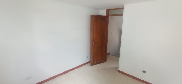 Casa en Arriendo - Bogota, EL RECODO 2491