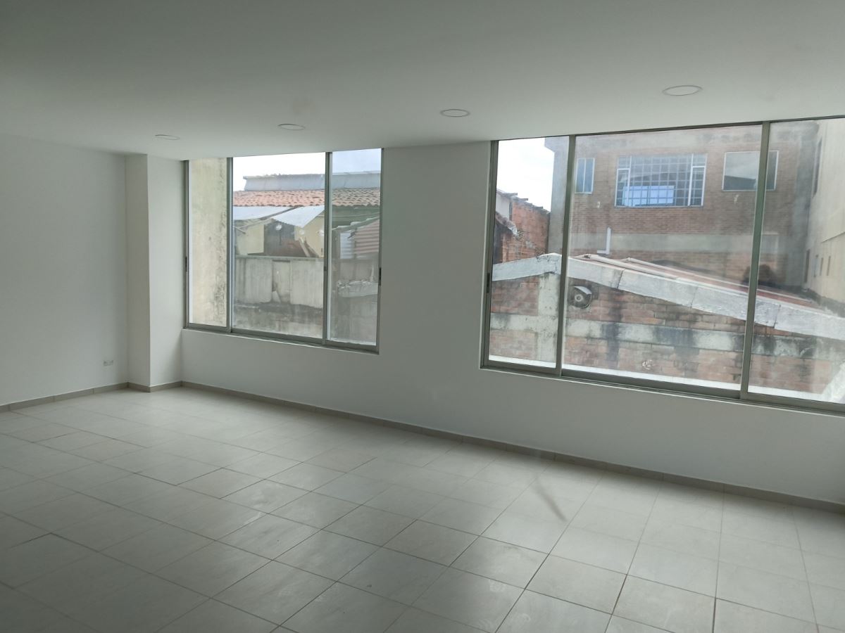 Casa en Arriendo - Bogota, PRADO VERANIEGO 6126