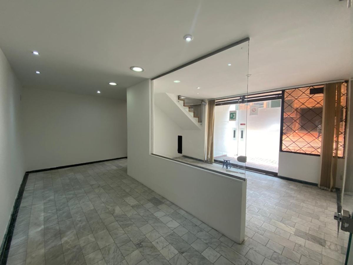 Casa en Arriendo - Bogota, LAGO GAITÁN 4445