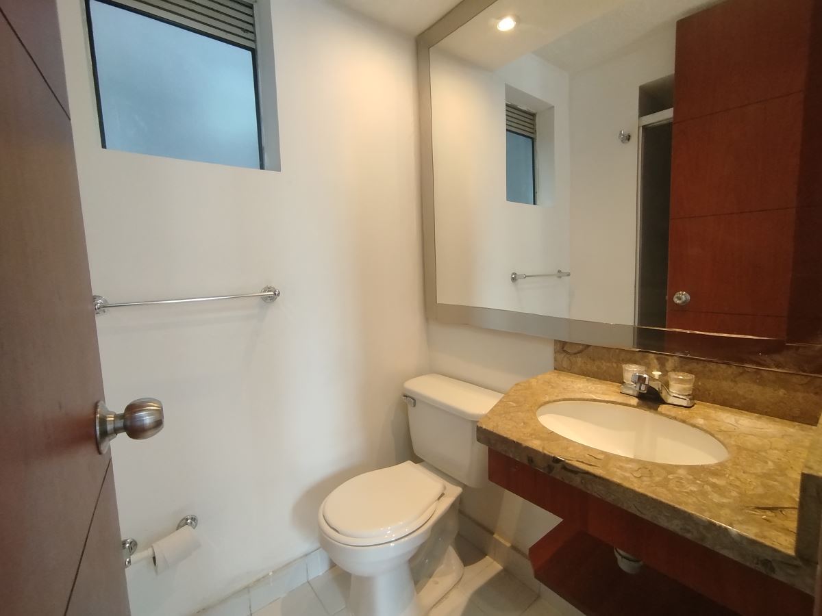 Apartamento en Arriendo - Bogota, LOS ELISEOS 381