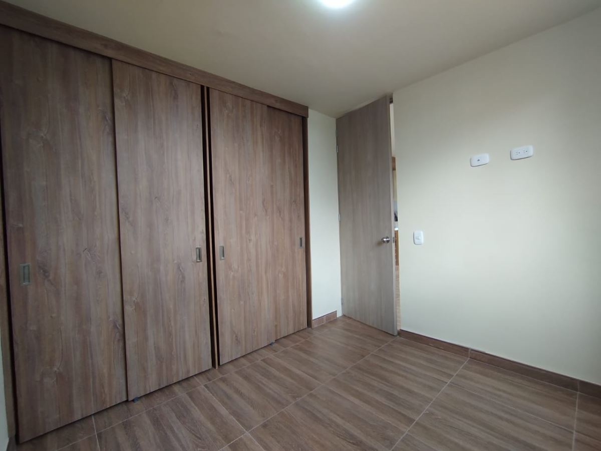 Apartamento en Arriendo - Bogota, EL REDIL 4494