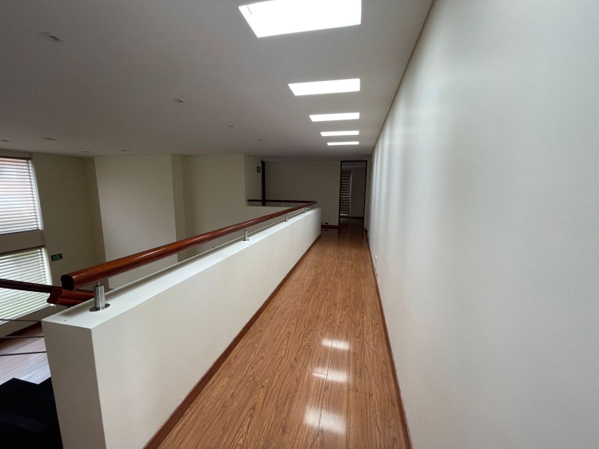 Casa en Arriendo - Bogota, ALHAMBRA 6053