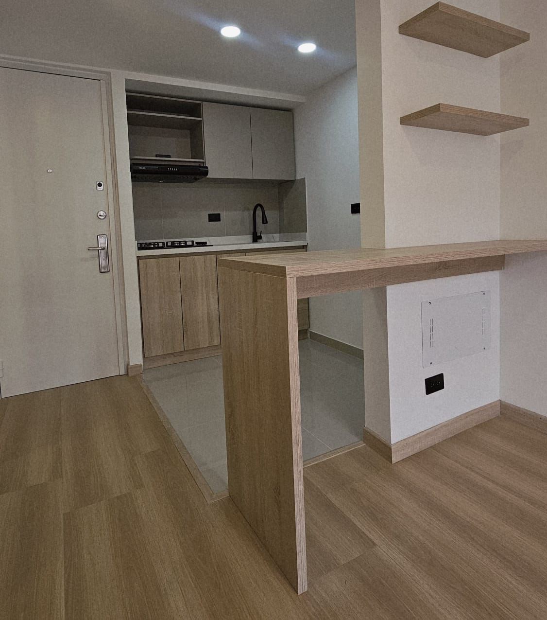 Apartamento en Arriendo - Bogota, EL VERGEL 6075