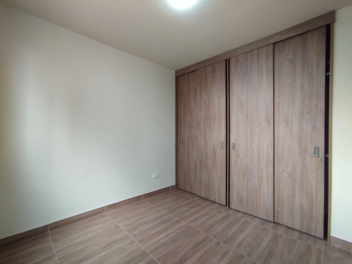 Apartamento en Arriendo - Bogota, EL REDIL 4494