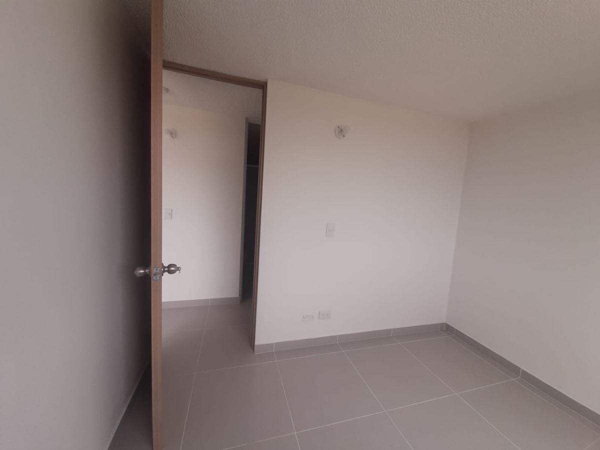 Apartamento en Arriendo - Bogota, GUAYMARAL 4641