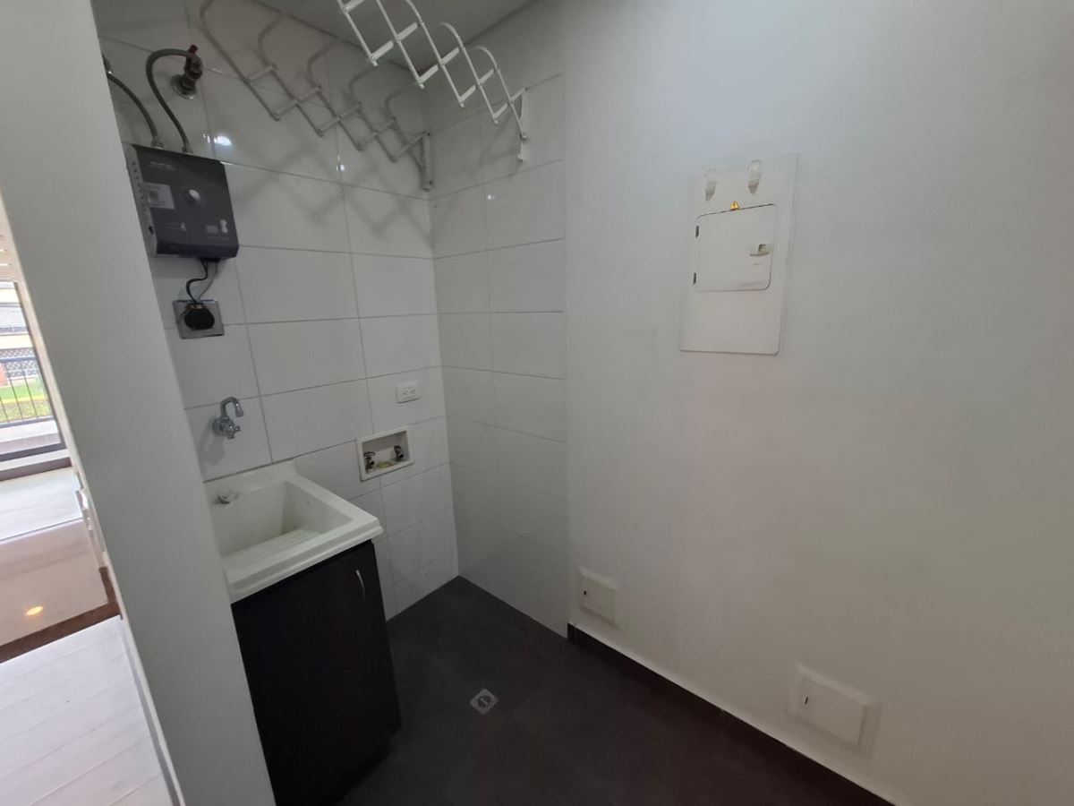 Apartamento en Arriendo - Bogota, SAMPER MENDOZA 4429