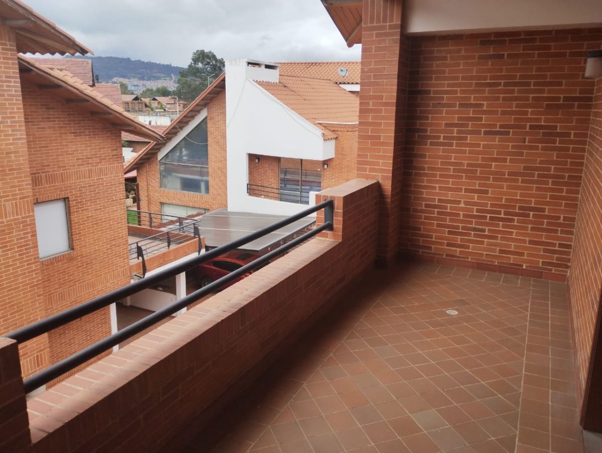 Casa en Arriendo - Bogota, SAN JOSÉ DE BAVARIA 3299