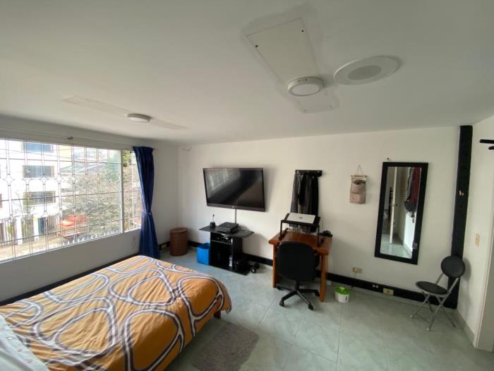 Casa en Venta - Bogota, SANTA BÁRBARA CENTRAL 2541