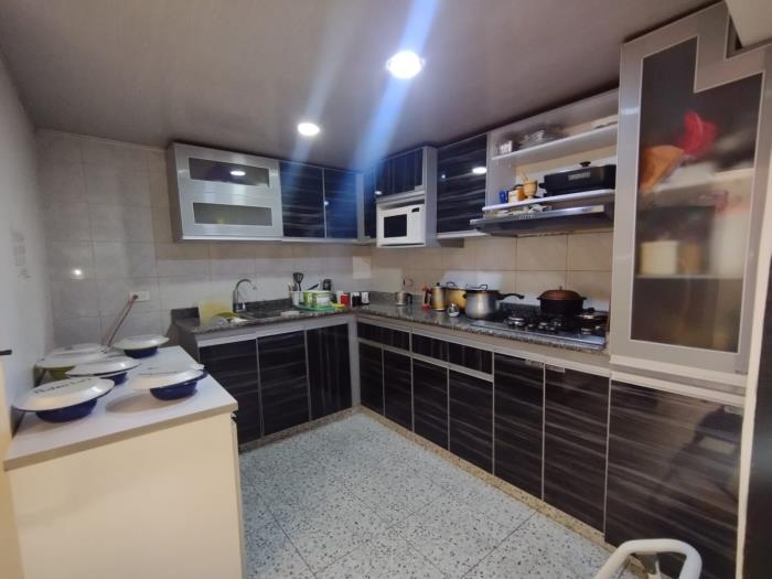 Casa en Venta - Bogota, EL RECUERDO 2174