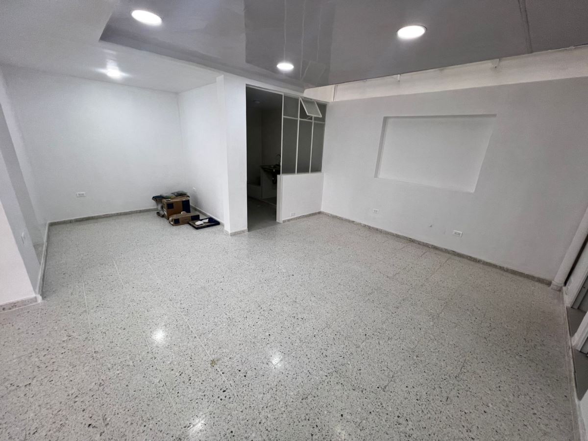 Local en Arriendo - Bogota, CIUDAD SALITRE NOR-ORIENTAL 4752