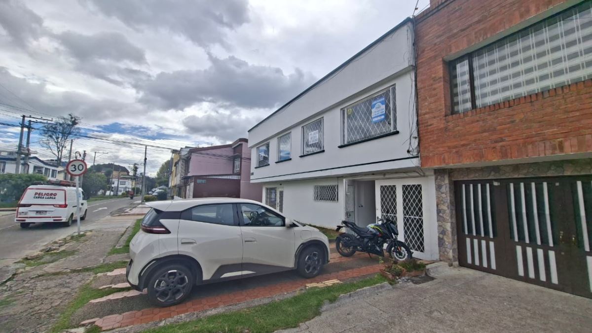 Casa en Arriendo - Bogota, LA ESPAÑOLA 4798