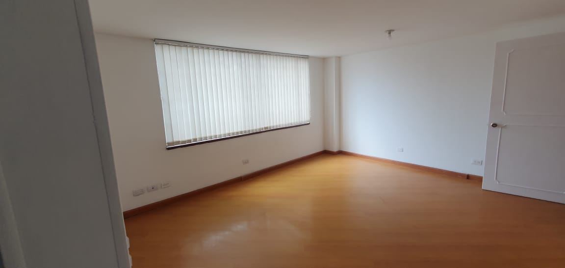 Oficina en Arriendo - Bogota, CHAPINERITO 2879
