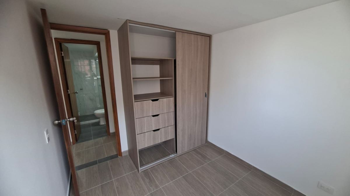 Apartamento en Arriendo - Madrid, ALTOS DE MADRID 5139