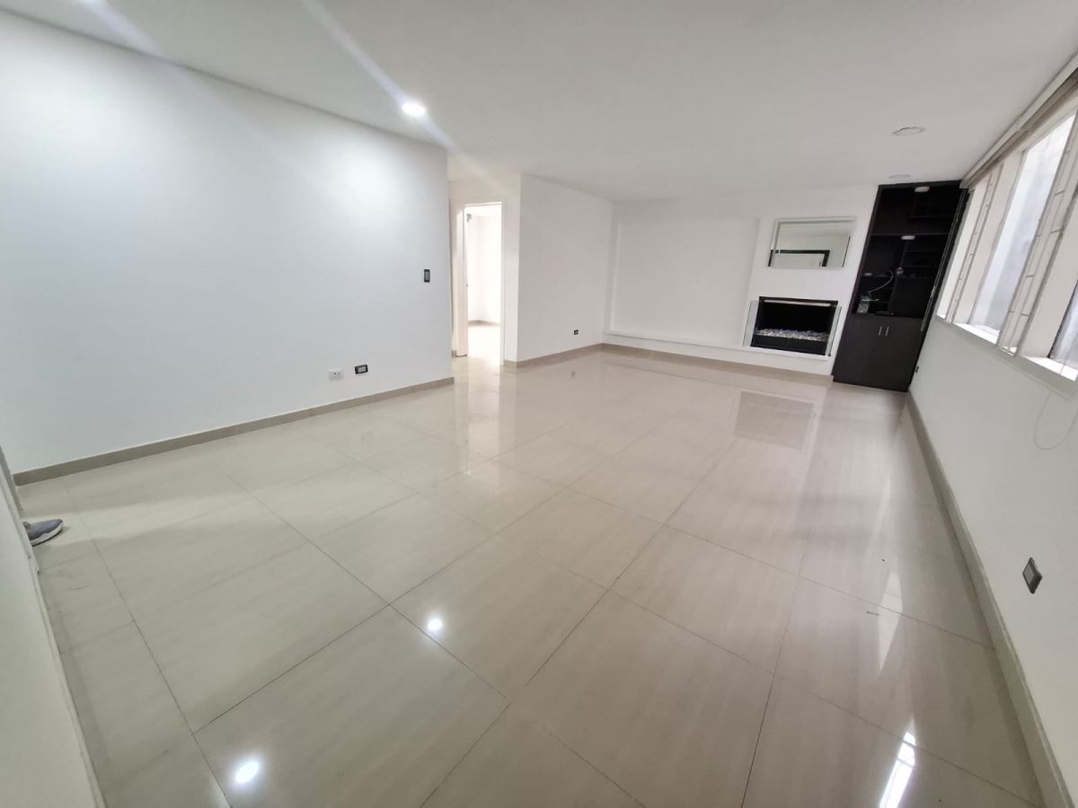 Apartamento en Arriendo - Bogota, LAS NIEVES 5893