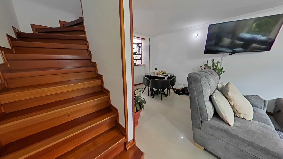 Casa en Venta - Bogota, CALATRAVA 4432