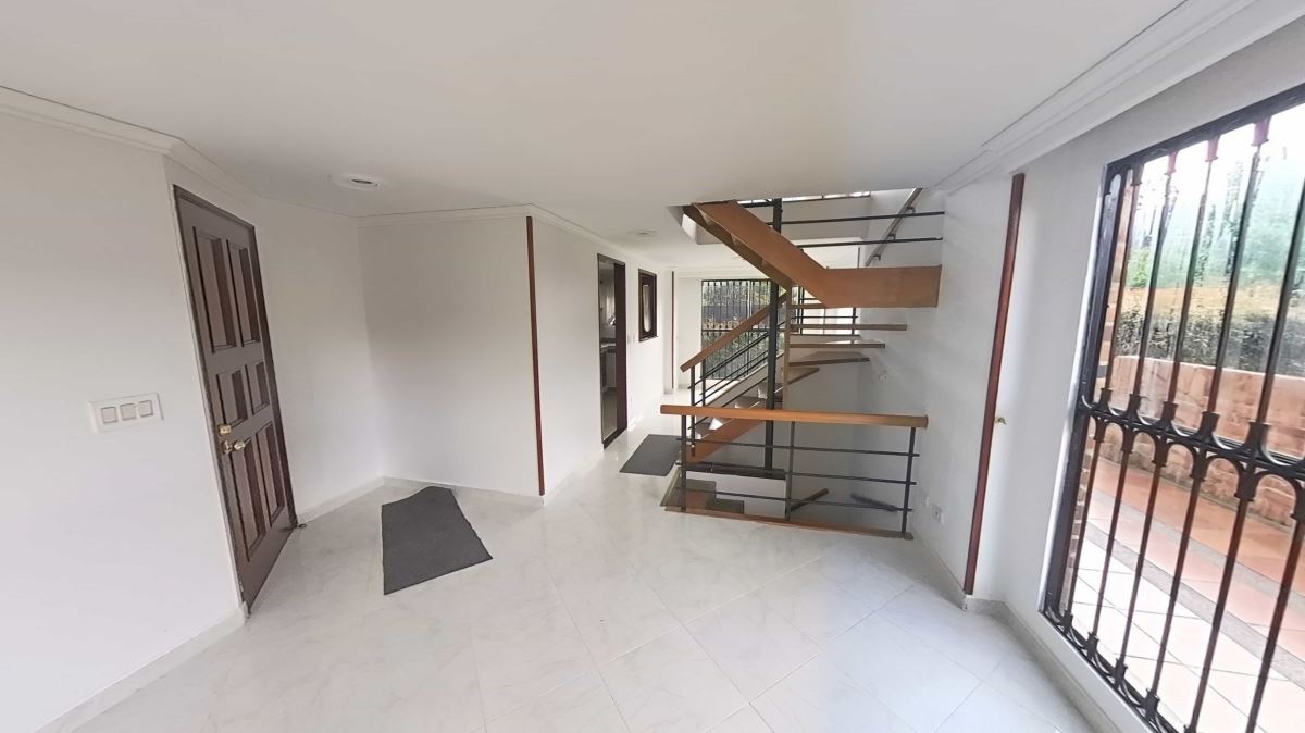 Casa en Venta - Bogota, GRATAMIRA 4075