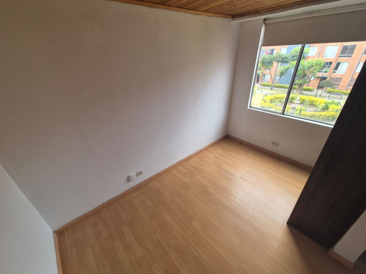 Casa en Arriendo - Bogota, CASTILLA 1370