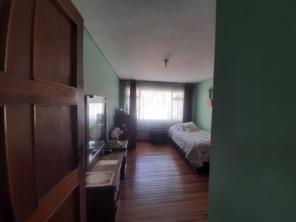 Casa en Venta - Bogota, LAS FERIAS 5652