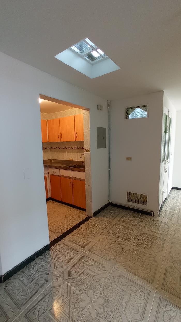 Apartamento en Arriendo - Bogota, AURES 1115