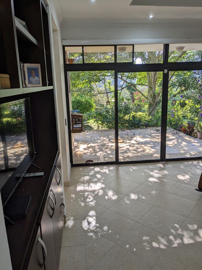 Casa en Venta - Silvania,  2267