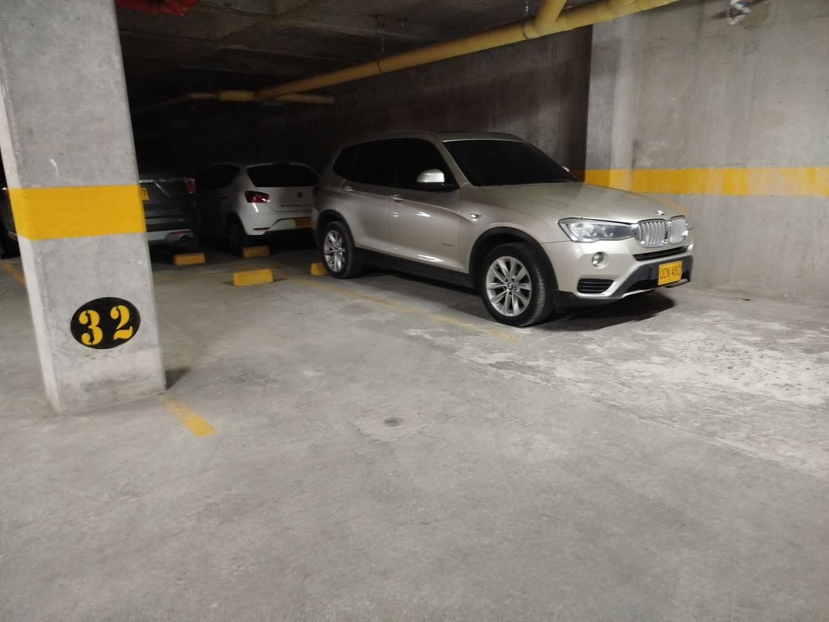 Apartamento en Arriendo - Bogota, IBERIA 4547