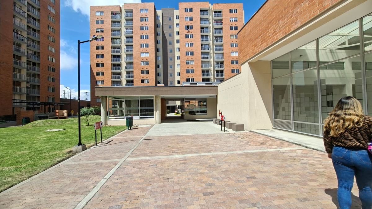Apartamento en Arriendo - Madrid, ALTOS DE MADRID 5139