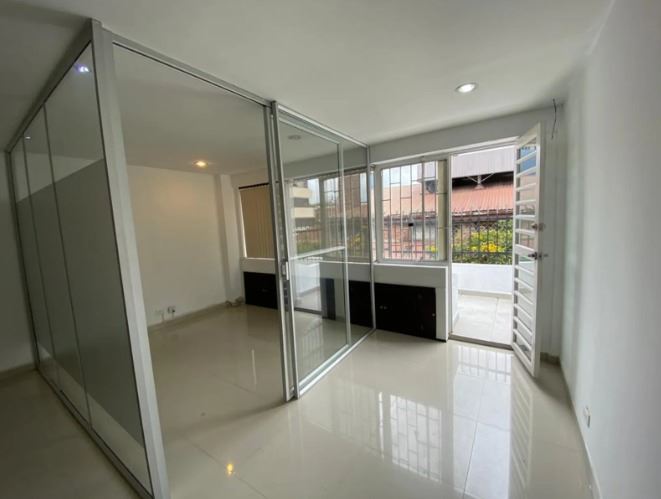 Oficina en Venta - Bogota, SANTA BARBARA ORIENTAL 5217