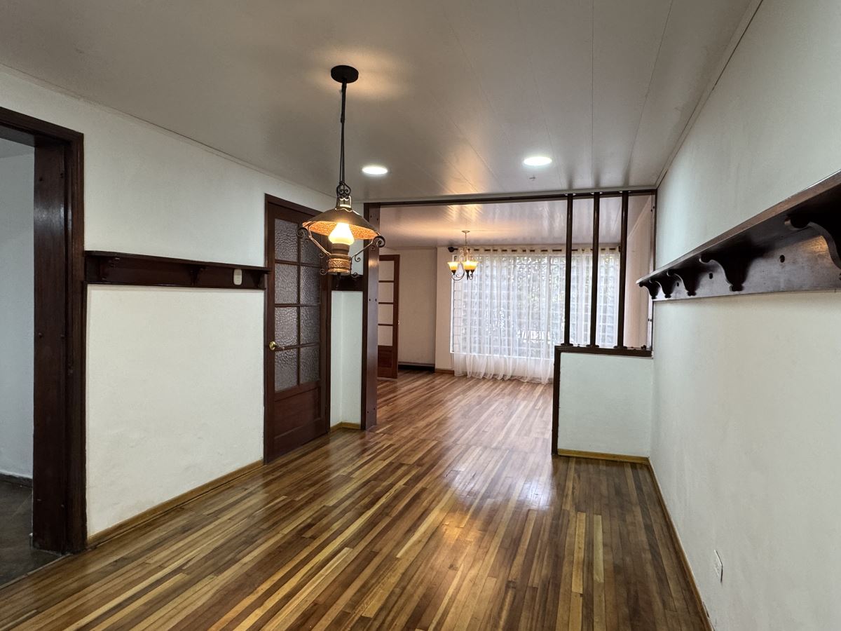 Casa en Arriendo - Bogota, SAN LUIS 1977