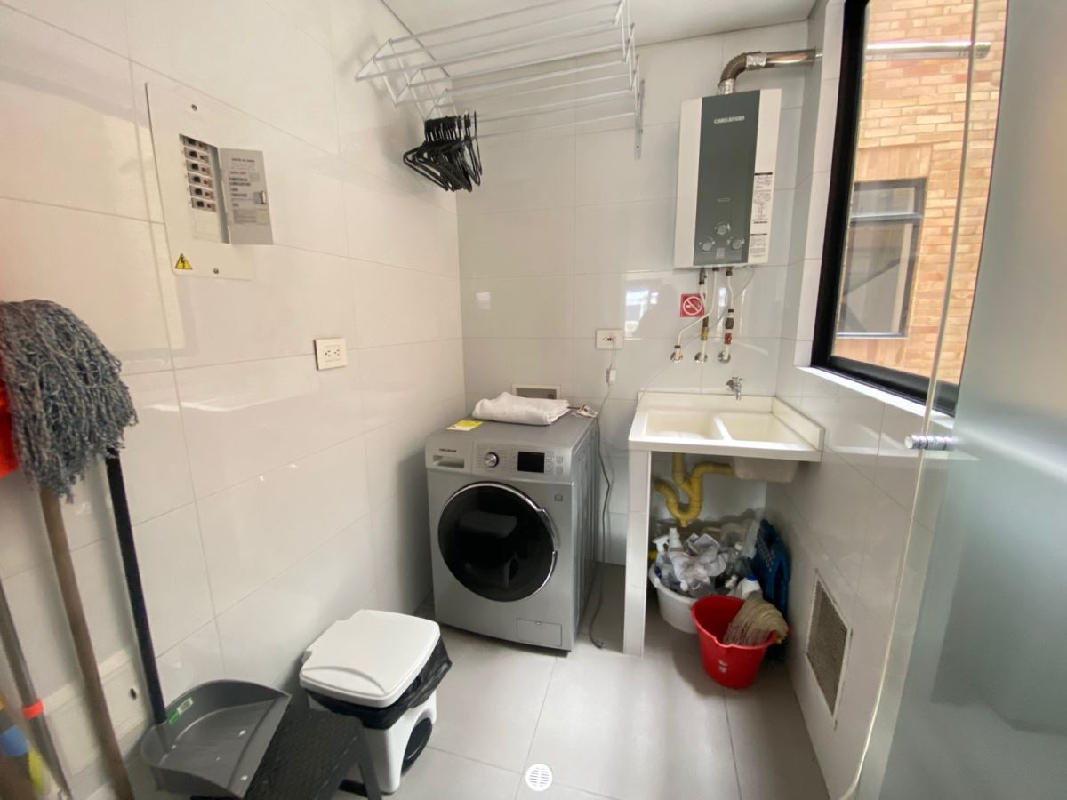 Apartamento en Arriendo - Bogota, SANTA BÁRBARA 4669