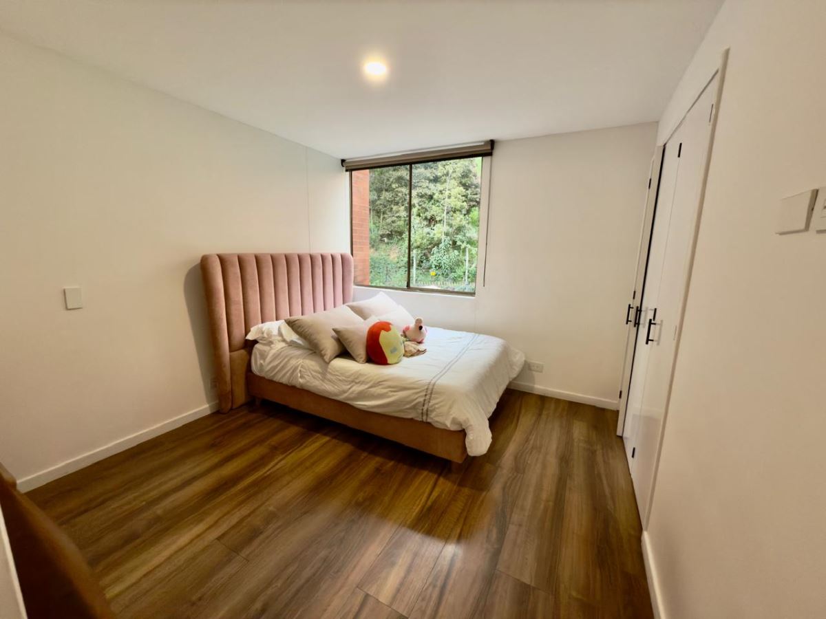 Casa en Venta - Bogota, GRATAMIRA 3796