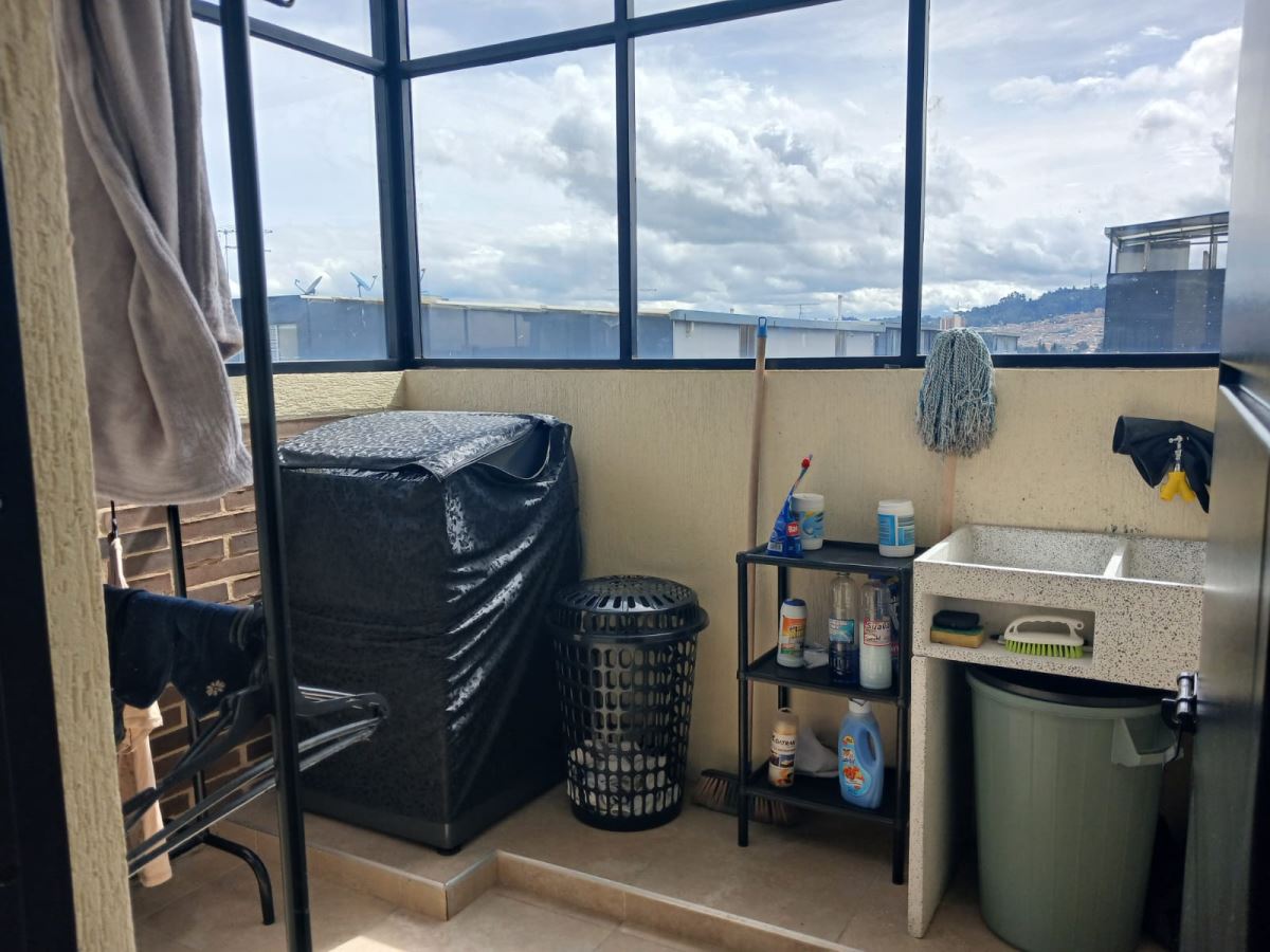 Apartamento en Venta - Bogota, LOS CEREZOS 6189
