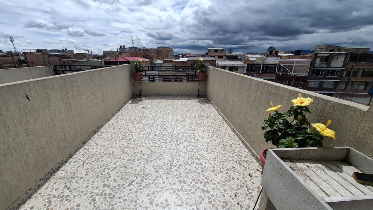 Casa en Arriendo - Bogota, GARCES NAVAS 4440
