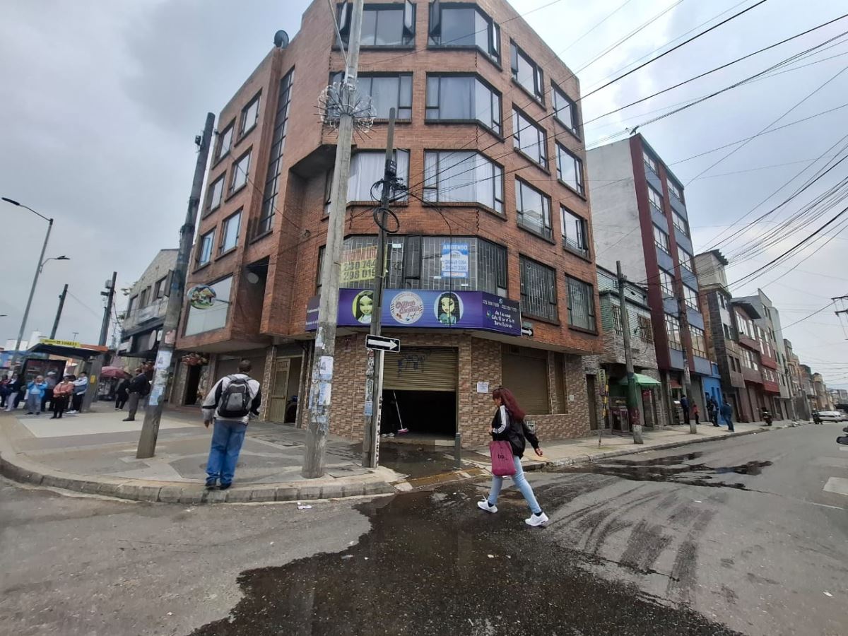 Local en Arriendo - Mosquera, MOSQUERA 107