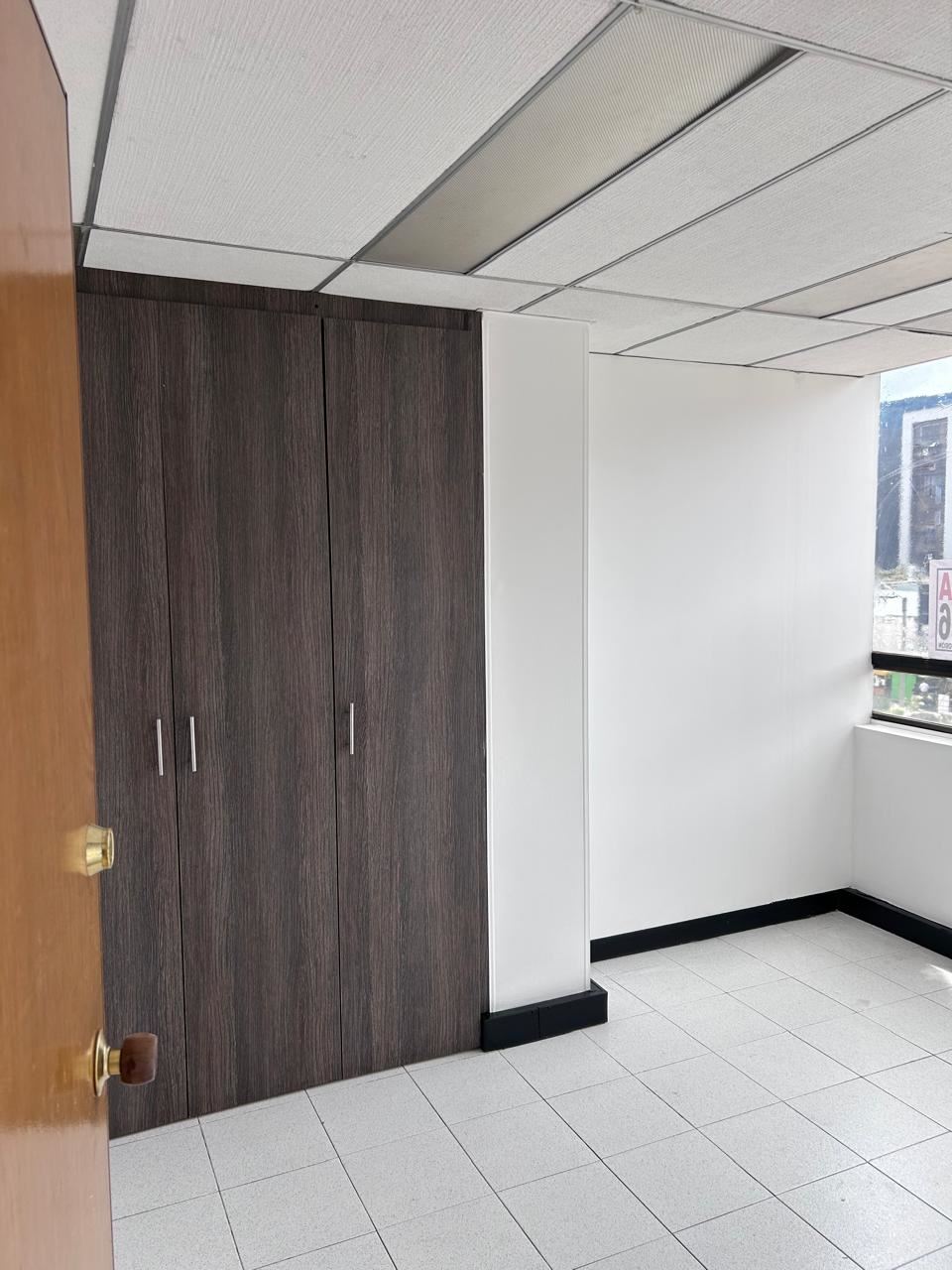 Oficina en Arriendo - Bogota, LAGO GAITÁN 6102