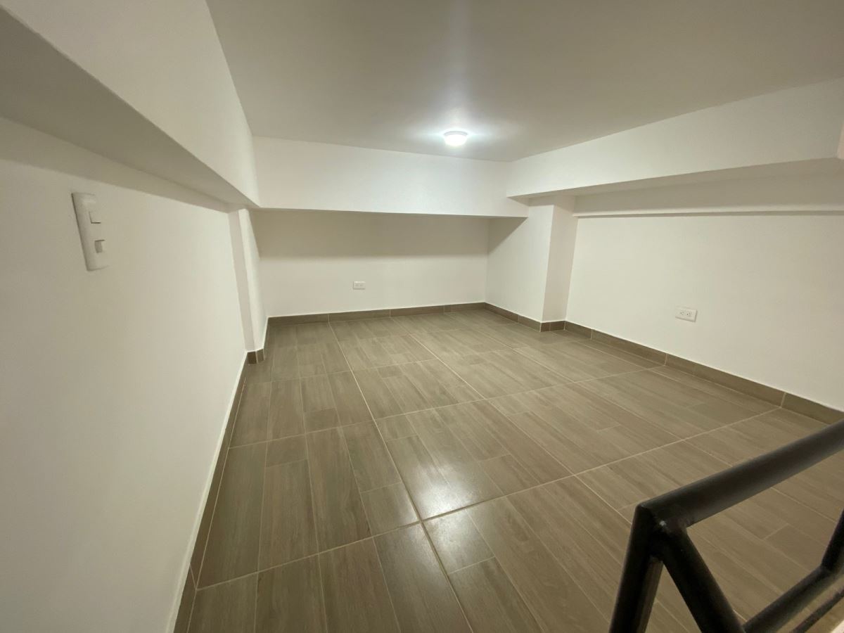 Apartamento en Arriendo - Bogota, LOS CEDROS 4342