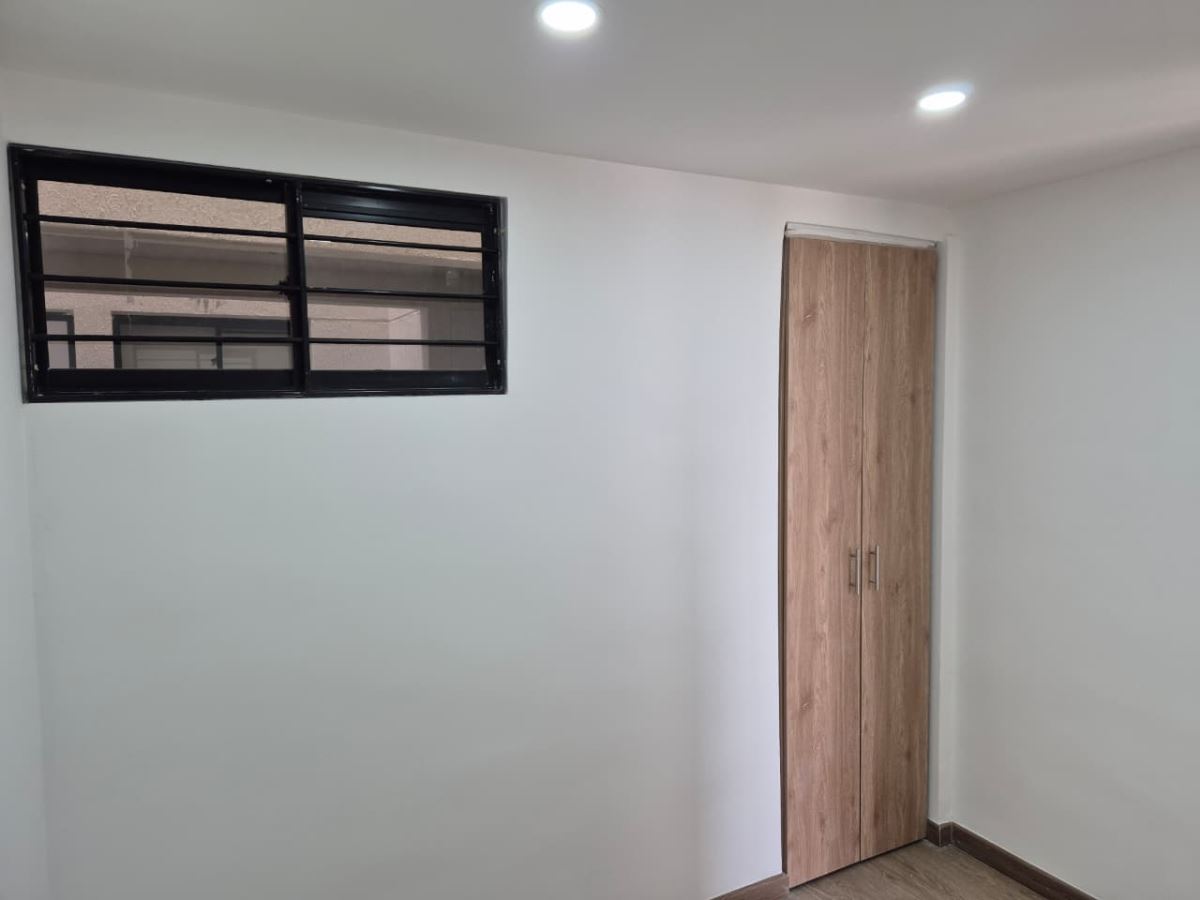 Apartamento en Arriendo - Bogota, EL REDIL 4770