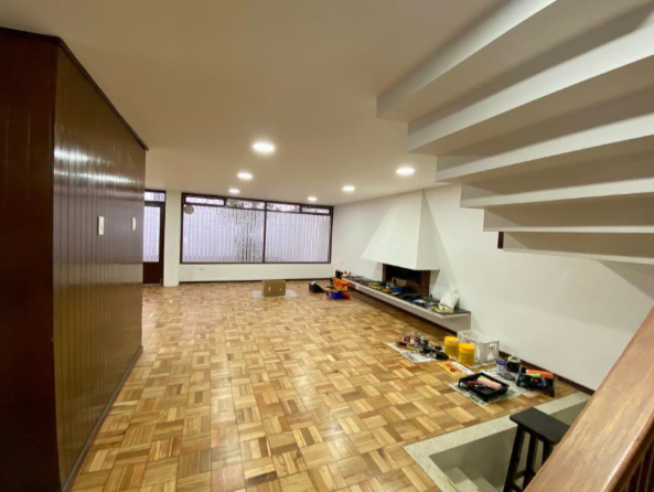 Casa en Arriendo - Bogota, LAGO GAITÁN 4976