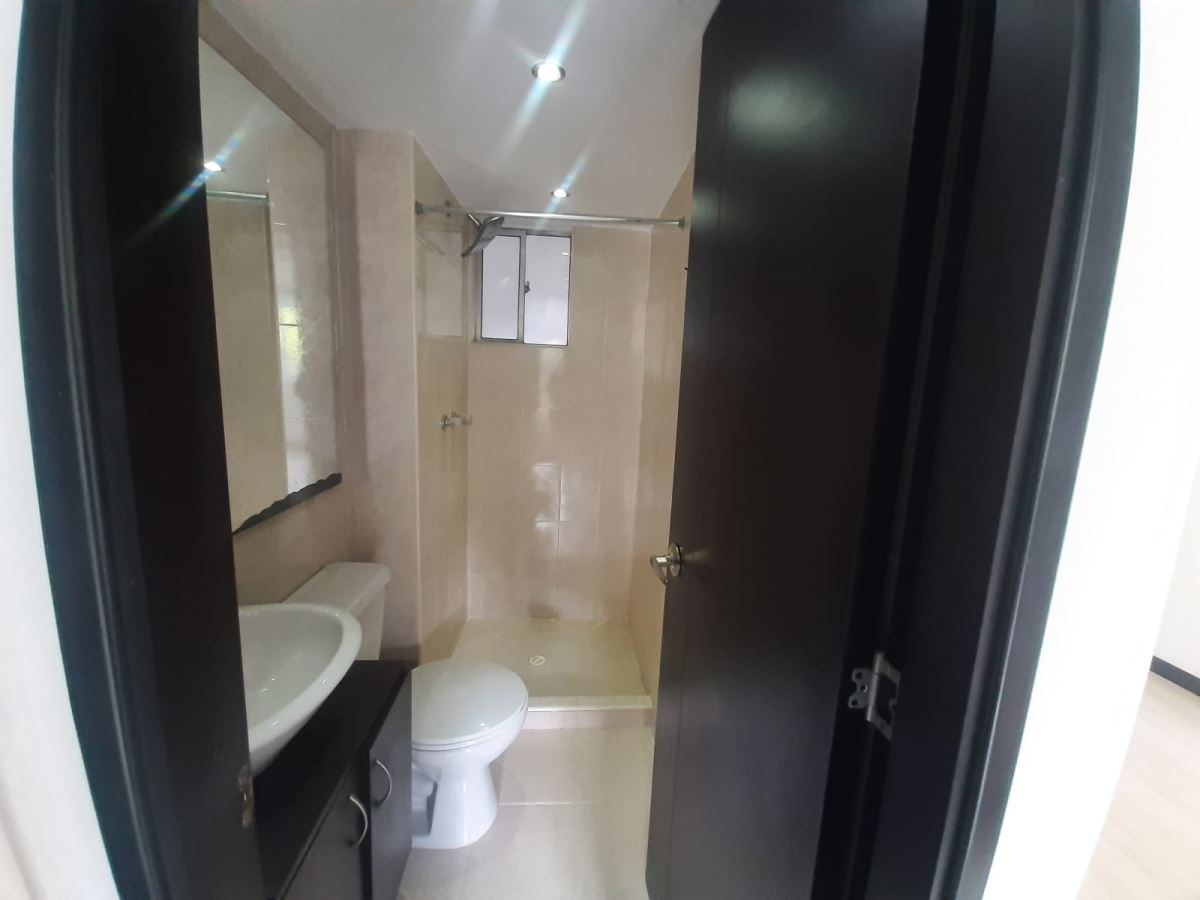 Apartamento en Arriendo - Bogota, EL SALITRE 4881