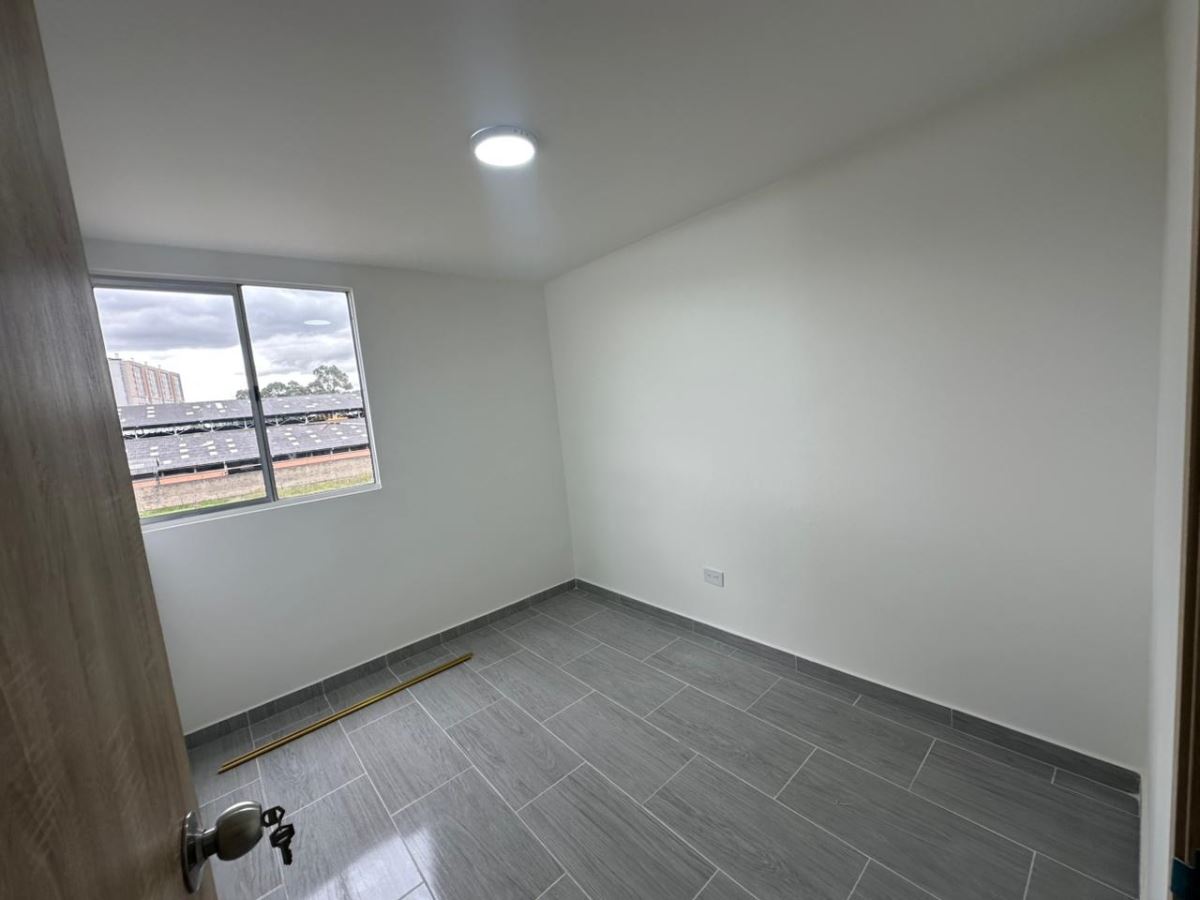 Apartamento en Arriendo - Bogota, LAS BRISAS 4686